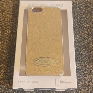 Michael Kors apple iPhone 6 case gold